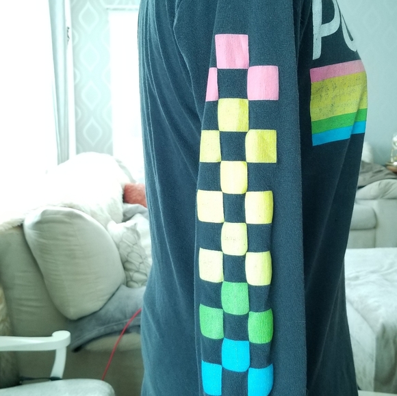 2 Women's long sleeve small T-shirts (Black and Navy) - Picture 2 of 8